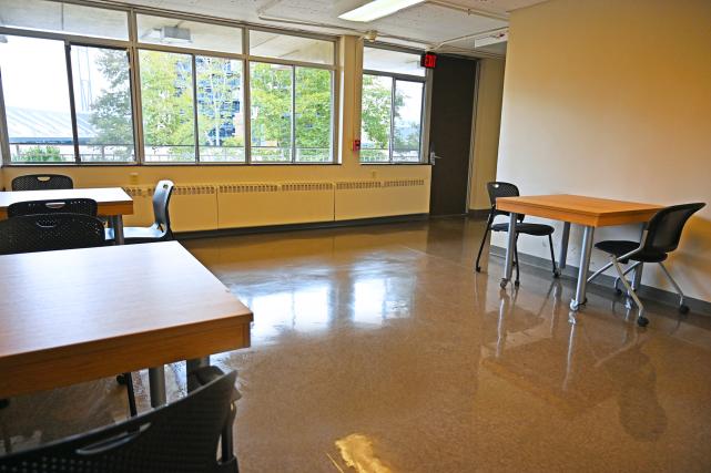 Study lounge in Fitzhugh 