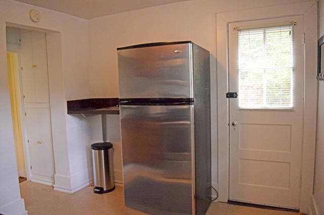 Lower Mews kitchen contains a full-size refrigerator